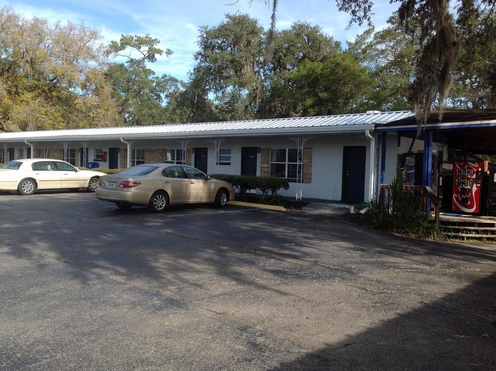 Suwannee Gables Hotel Old Town Buitenkant foto