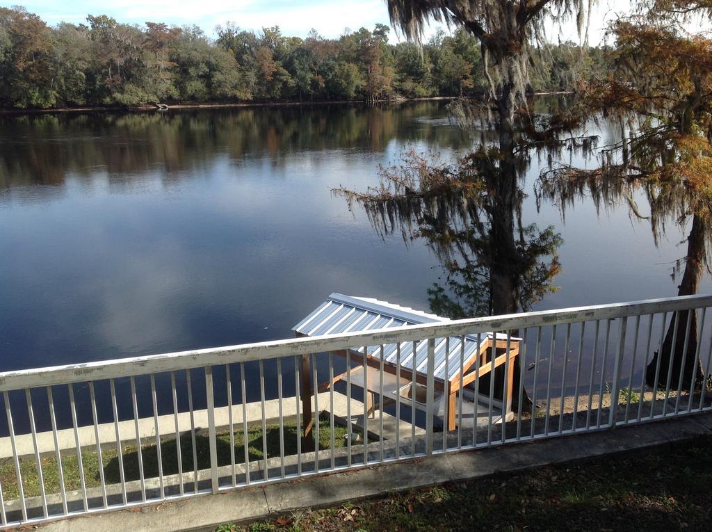 Suwannee Gables Hotel Old Town Buitenkant foto