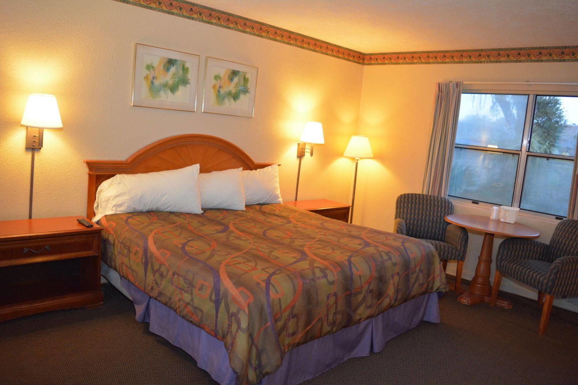 Suwannee Gables Hotel Old Town Buitenkant foto